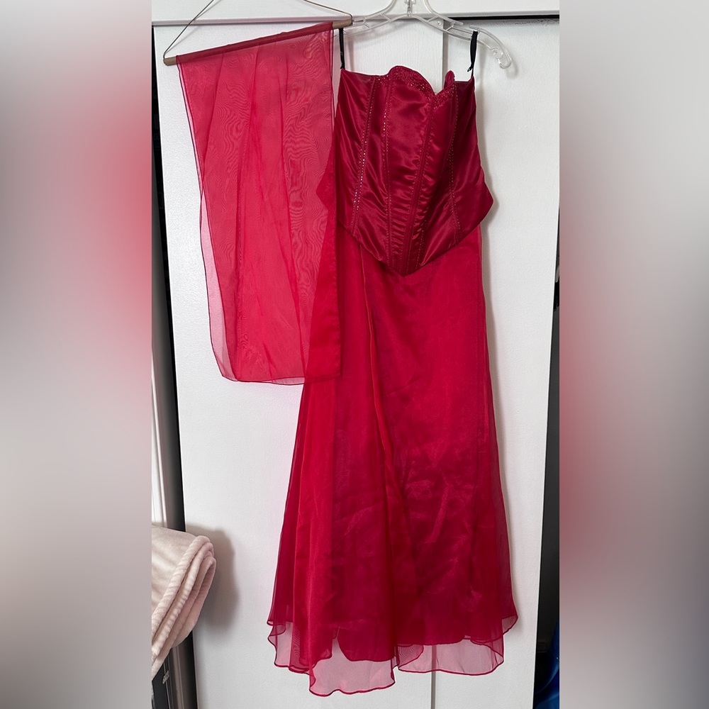 Red gown with shawl